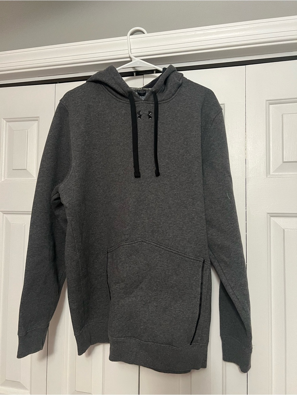 Under Armour Men's Dark Gray Hoodie Sweatshirt